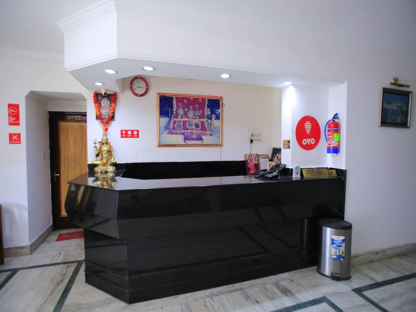 Oyo 13326 Gupta Palace