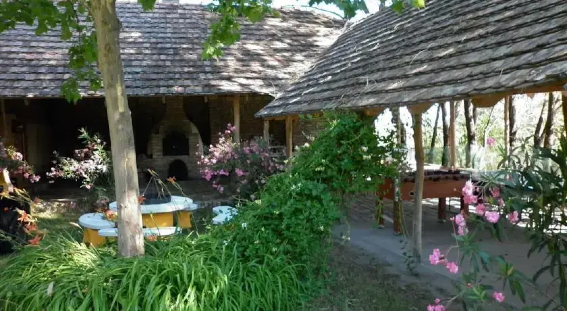 Vadvirágos Pihenőhely