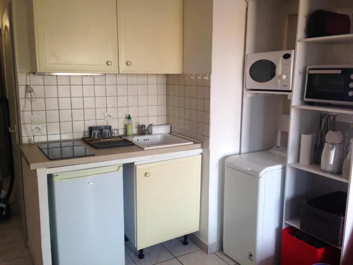 Apartment With one Bedroom in Sainte-marie, With Wonderful sea View and Furnished Balcony - 7 m From the Beach