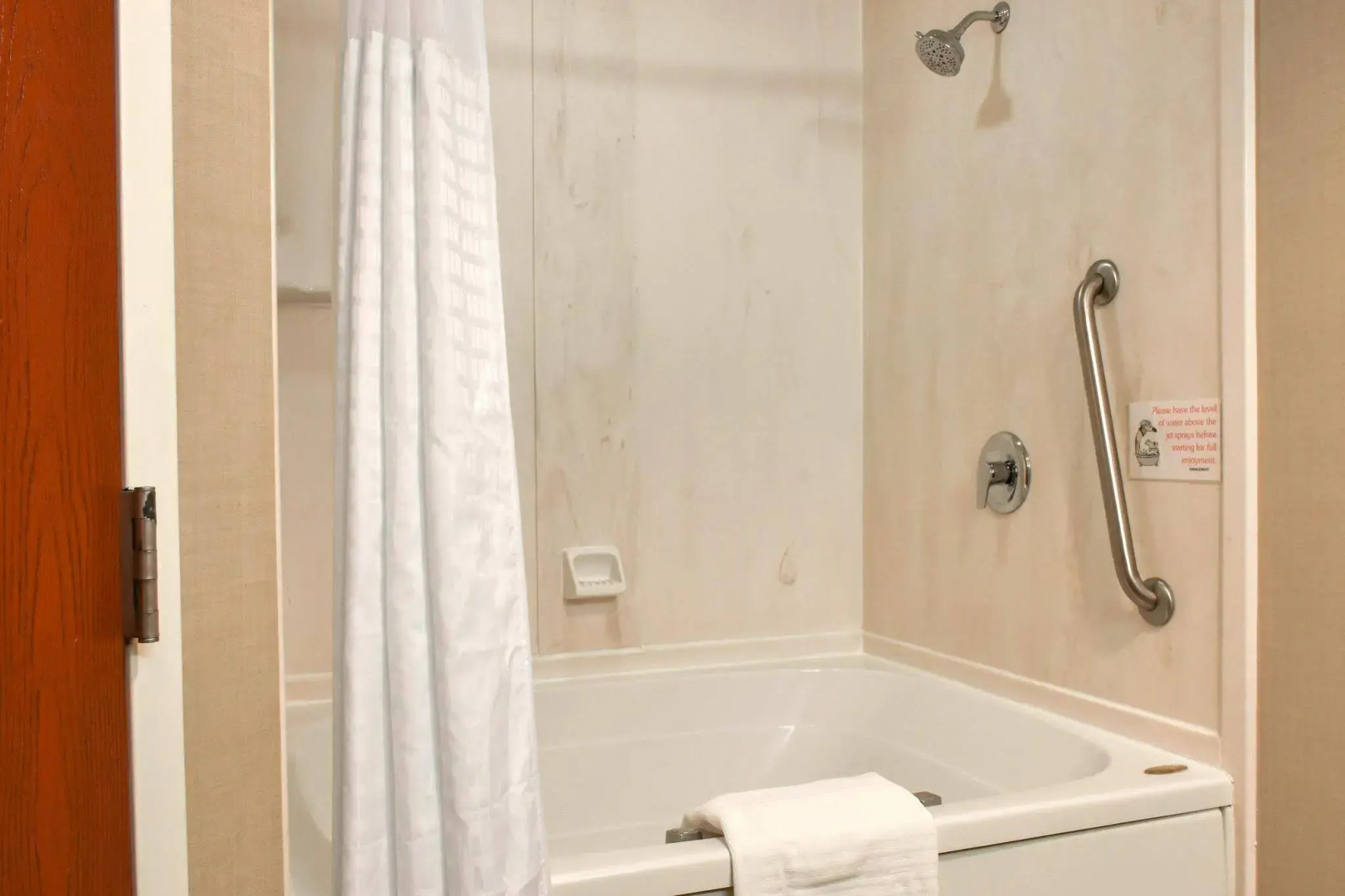 Comfort Suites Downtown Carlisle