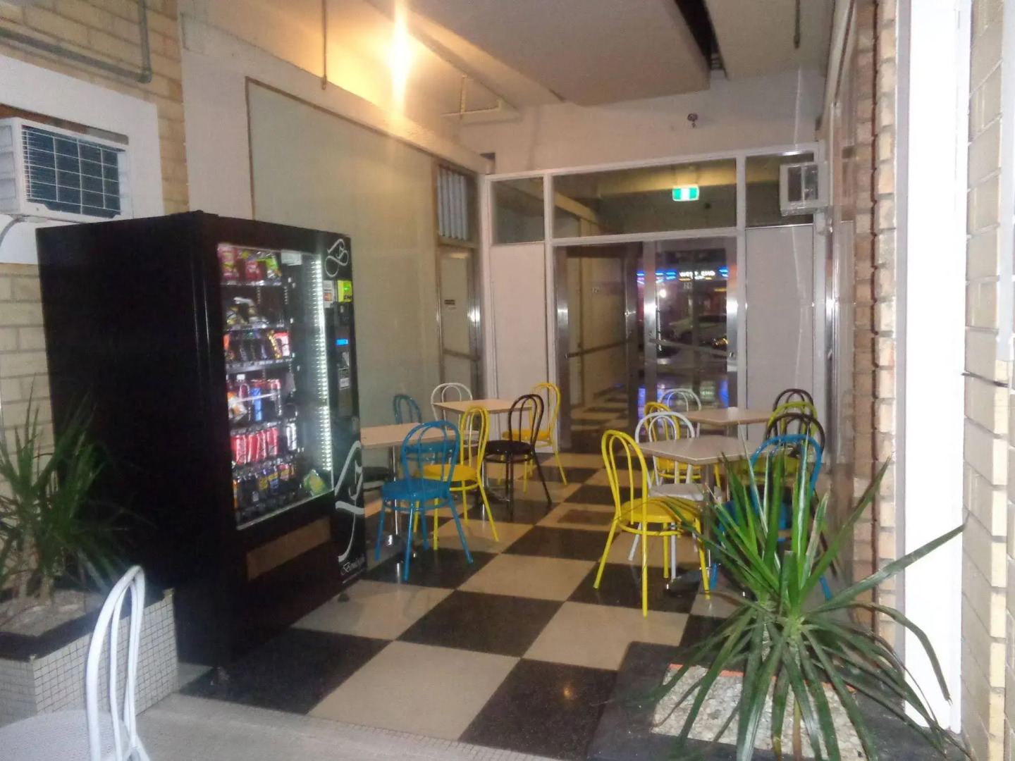 Adelaide Motel & Backpackers