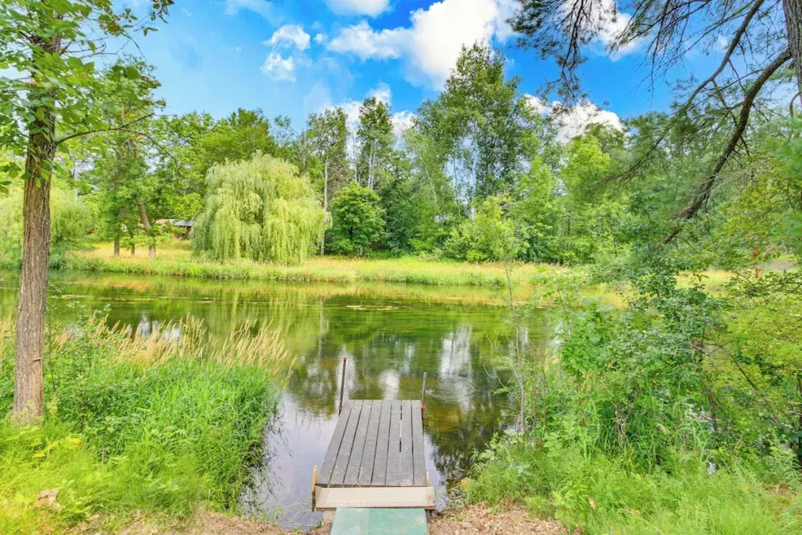 Family-friendly Home w/ Fire Pit in Pine River