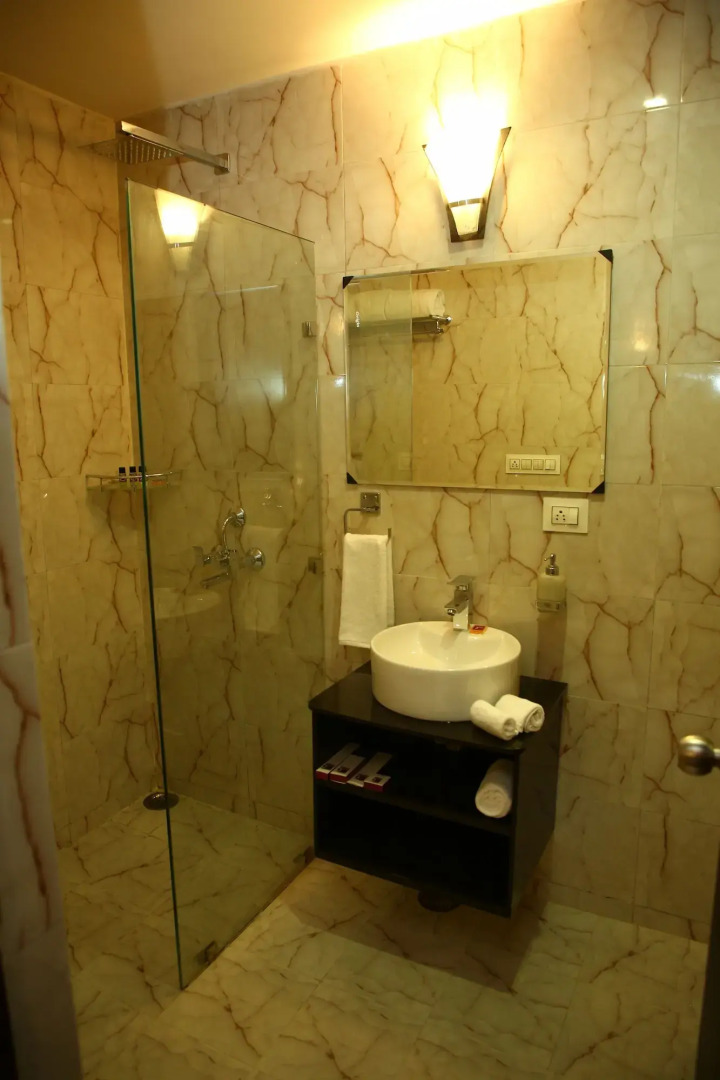 Anandam Clarks Inn Suites Vrindavan