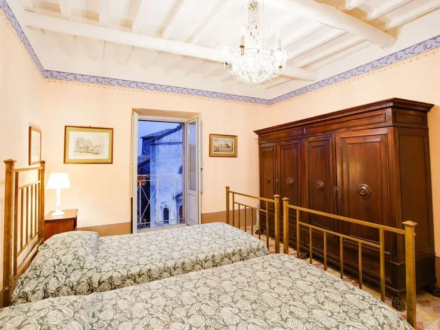 Villa in Rome With Pool & Stunning Views