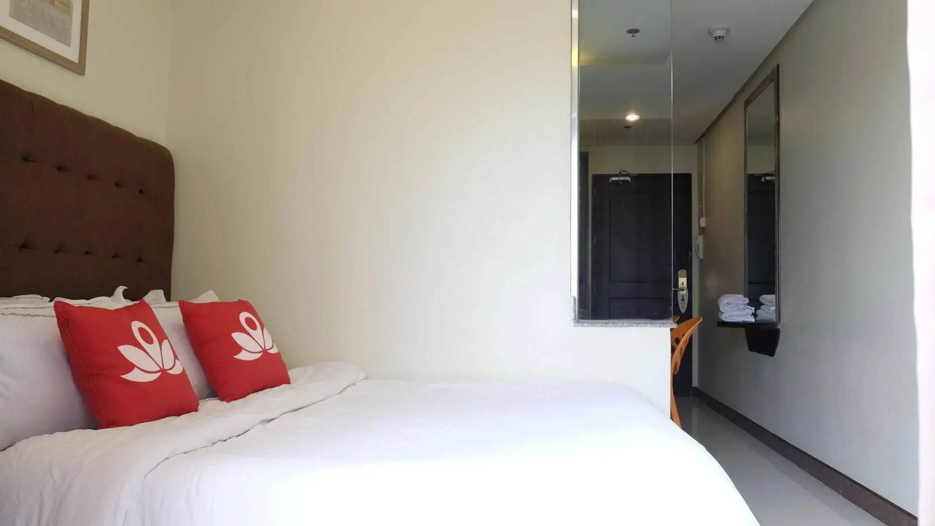 ZEN Rooms Malate Robinsons