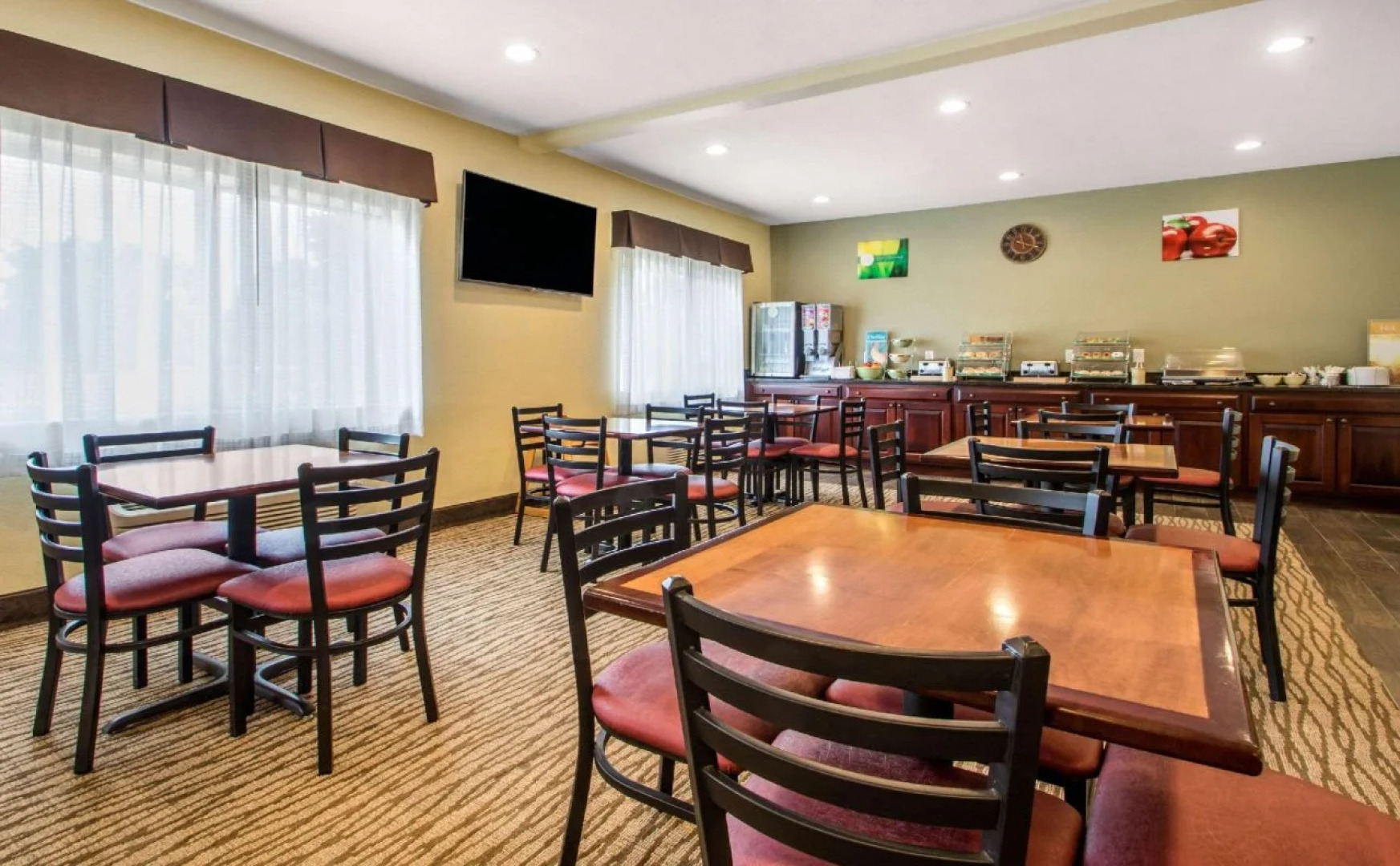 Quality Inn & Suites Wisconsin Dells Downtown - Waterparks Area