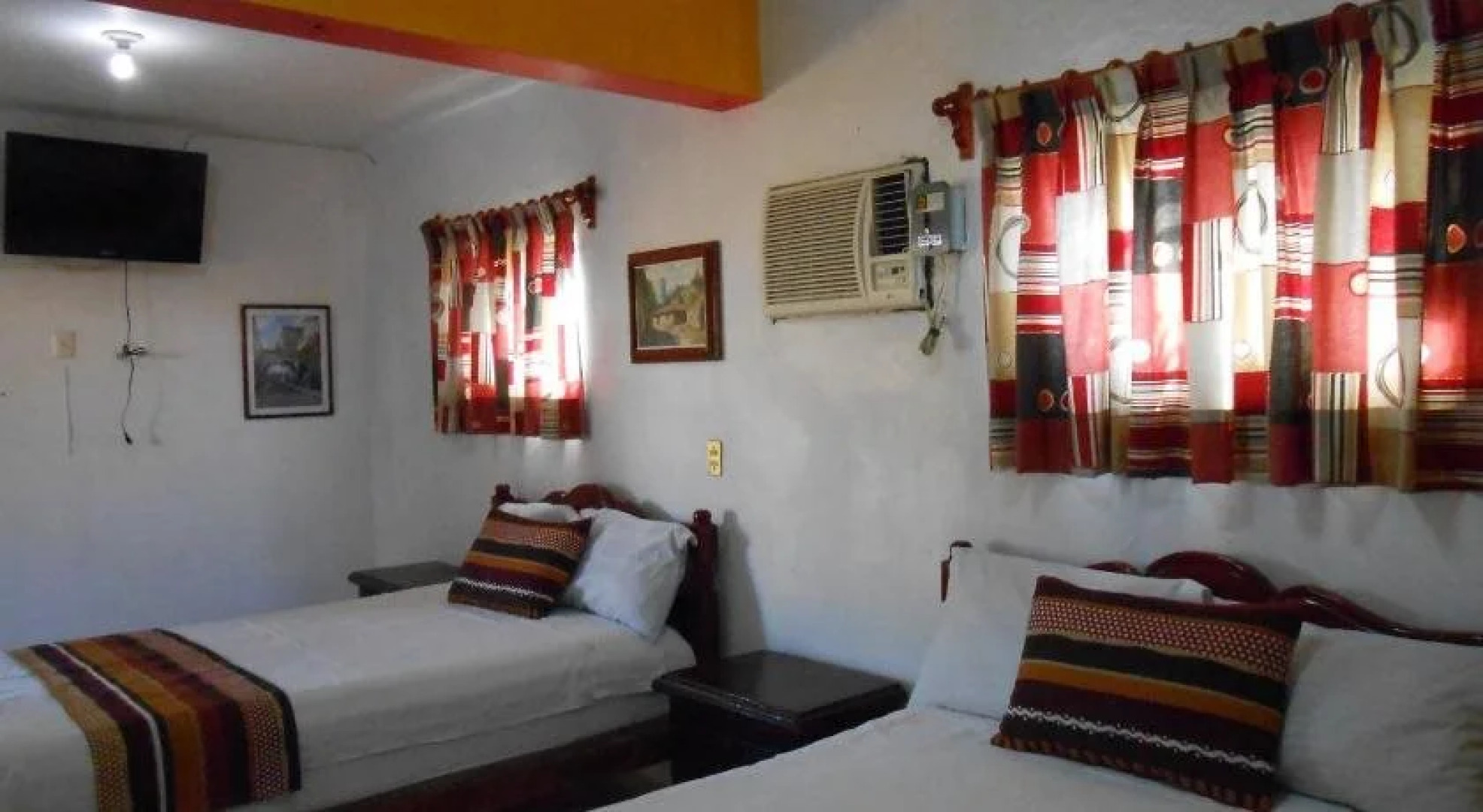 Hotel y Bungalows Monteverde