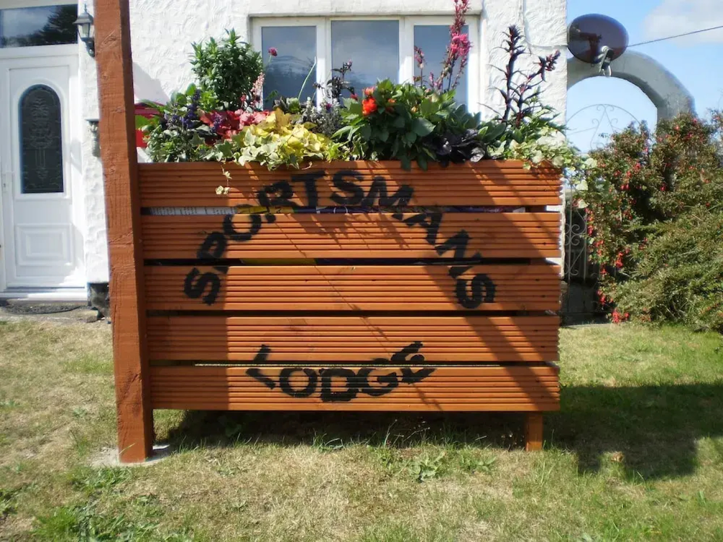 The Sportsmans Lodge