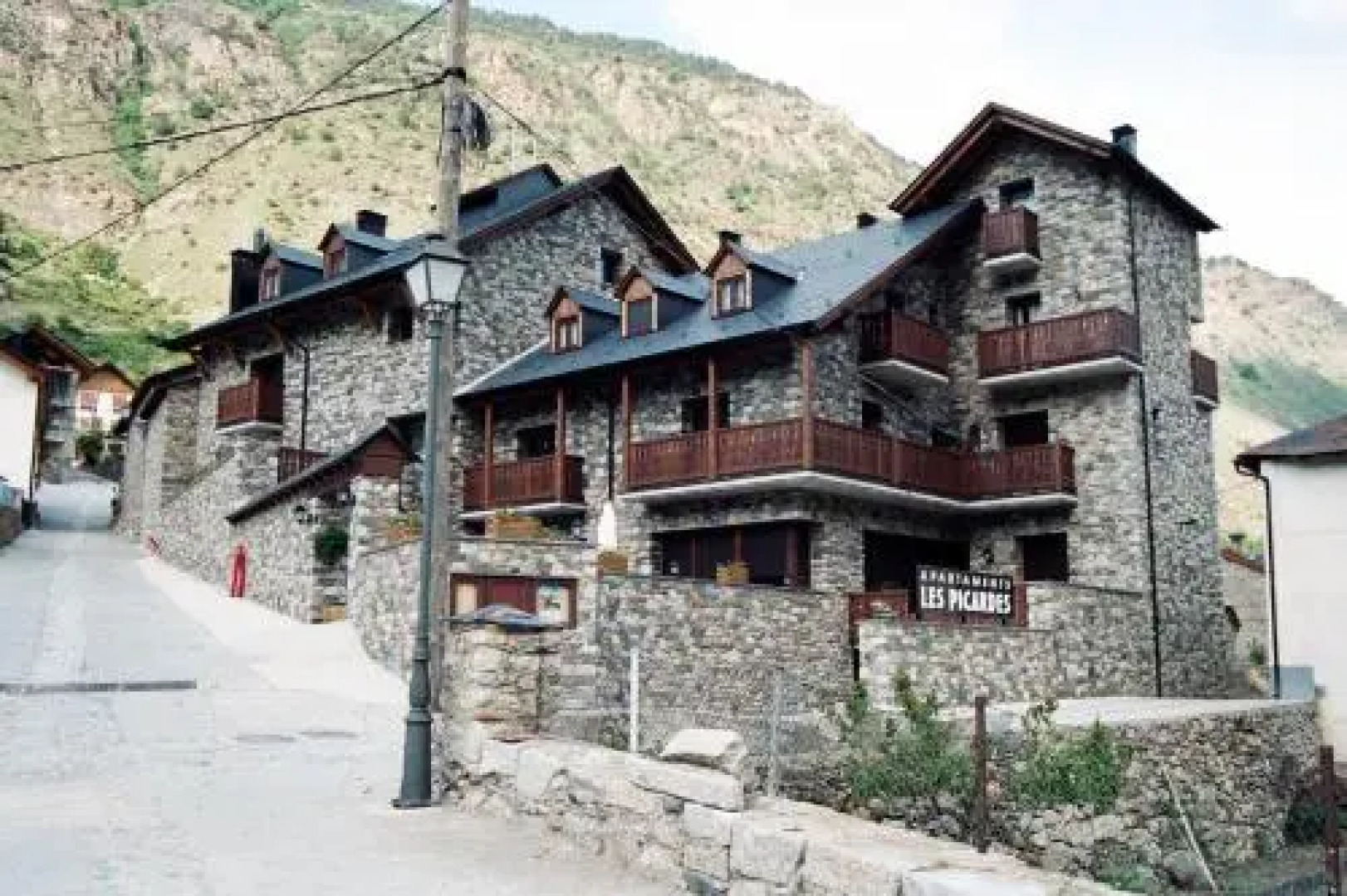 Apartamentos Les Picardes