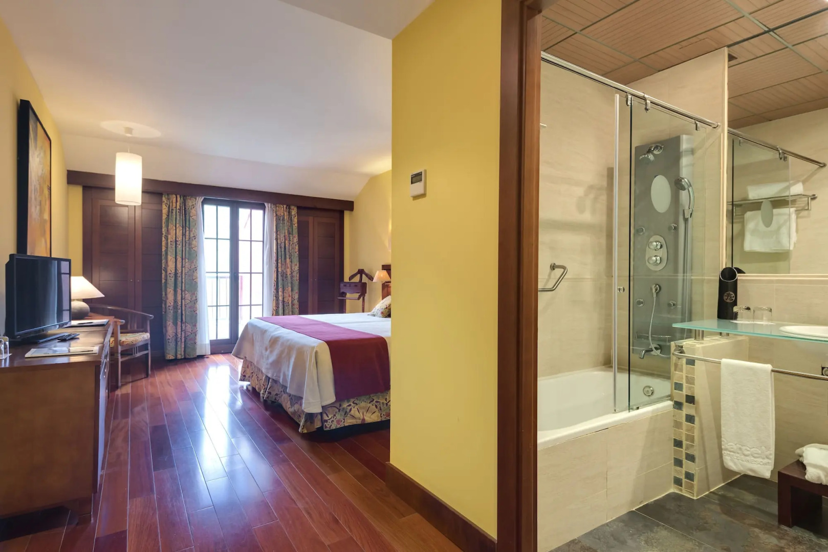 Hotel Monasterio de Boltana & SPA