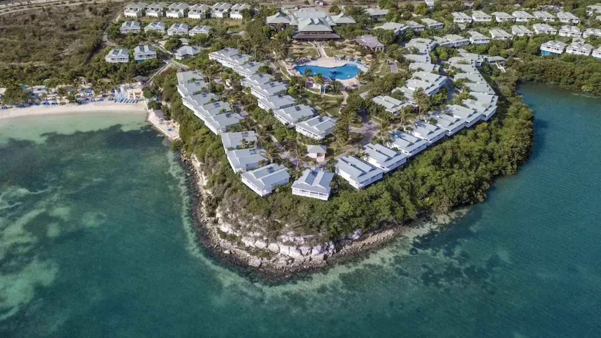 The Verandah Resort & Spa, Long Bay