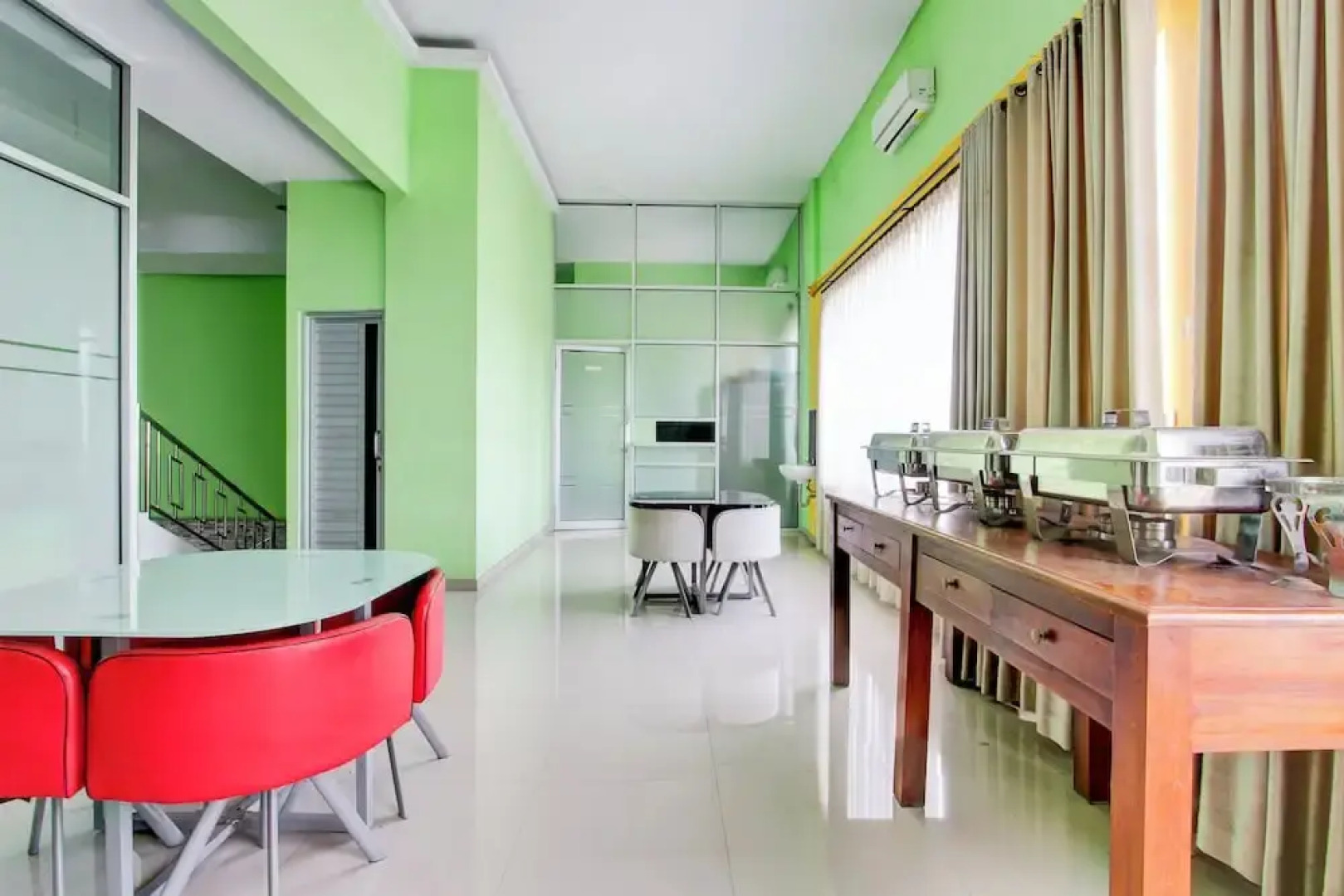 Hotel O Jalan Slamet Riyadi Near Bandara Adi Soemarmo Formerly Amanah Sejahtera