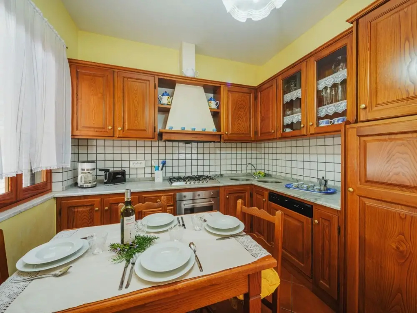 Bataba Villa A Roggio