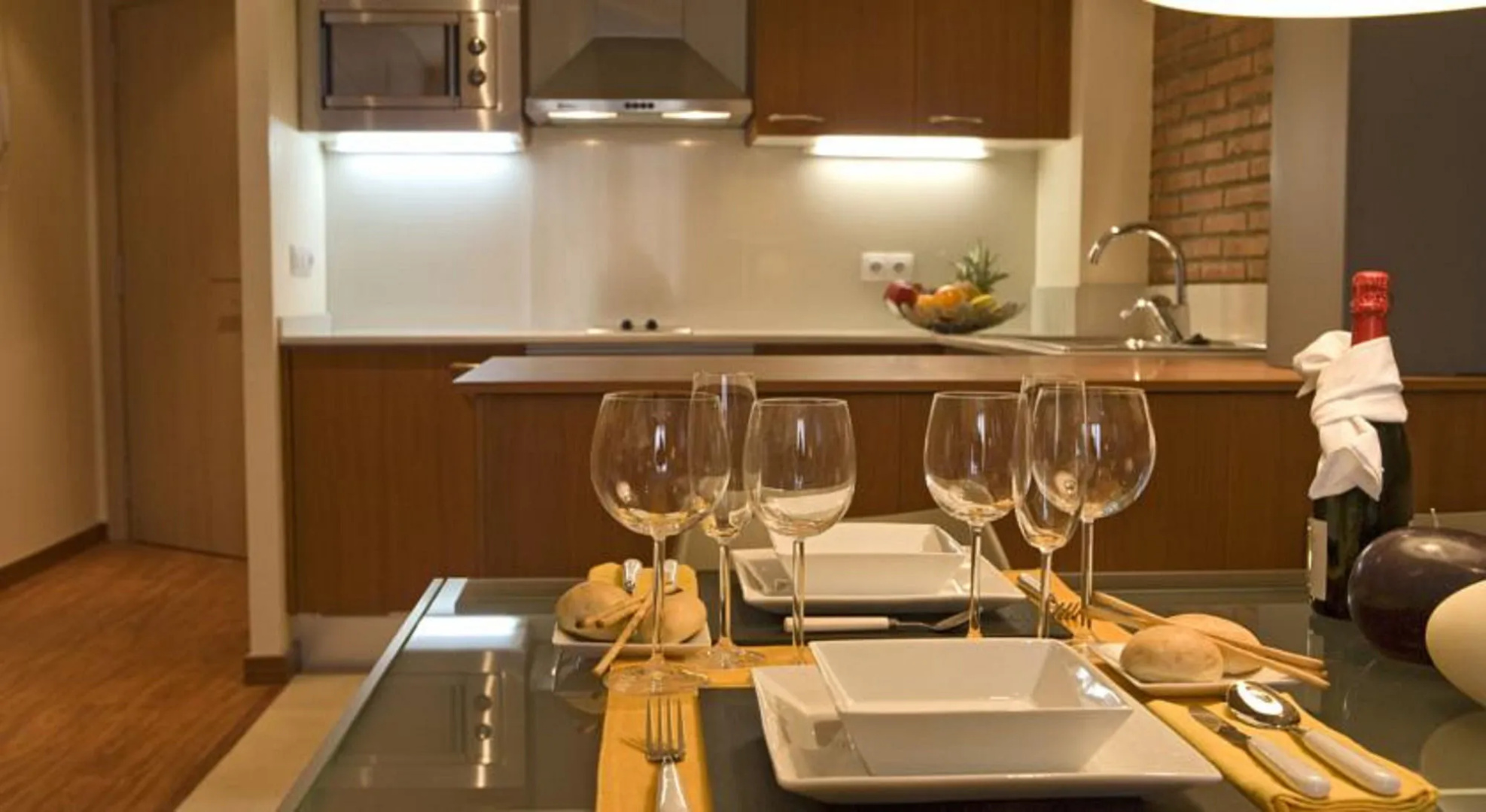 Serennia Cest Apartamentos Arc de Triomf