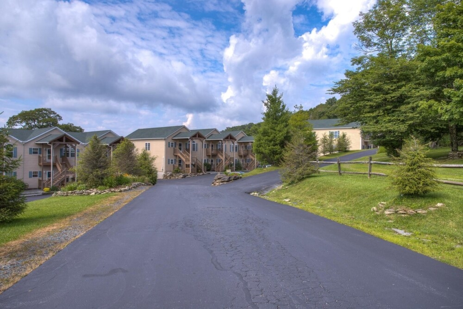 VCI - Klonteska Condominiums #A6