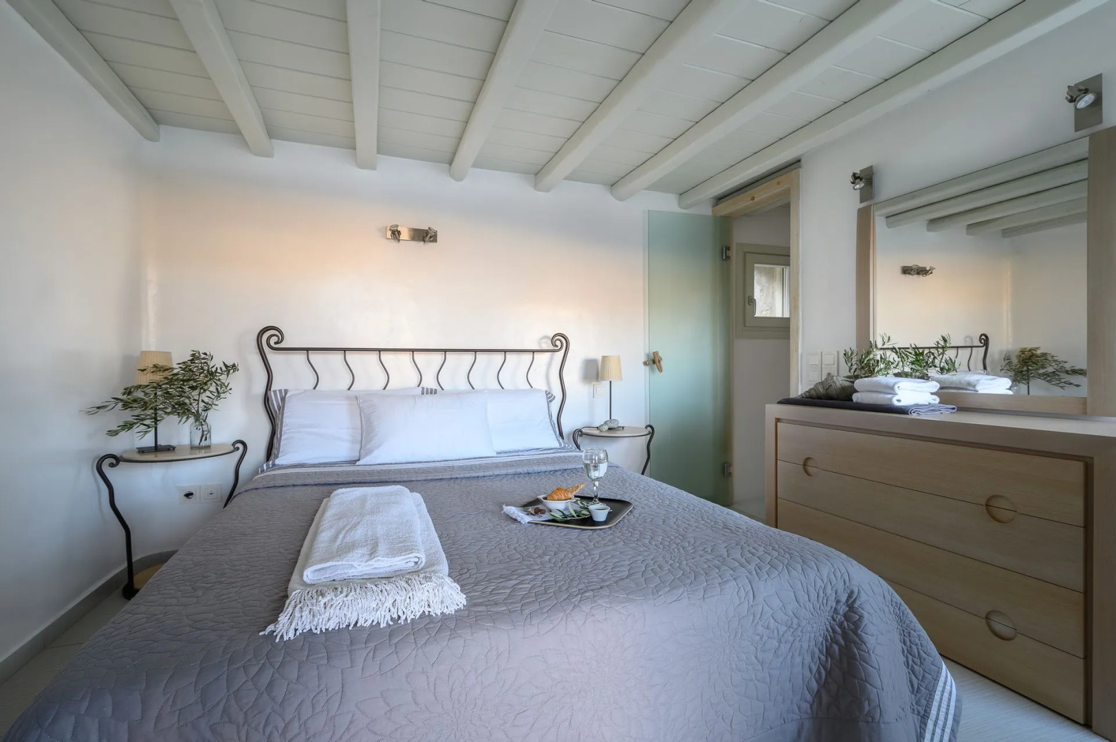 Beyond Beachfront Super Paradise Villa