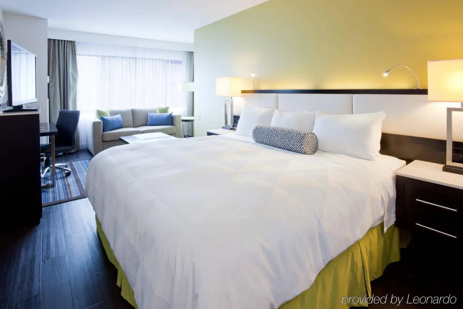 The Hollis Halifax a DoubleTree Suites by Hilton Hotel