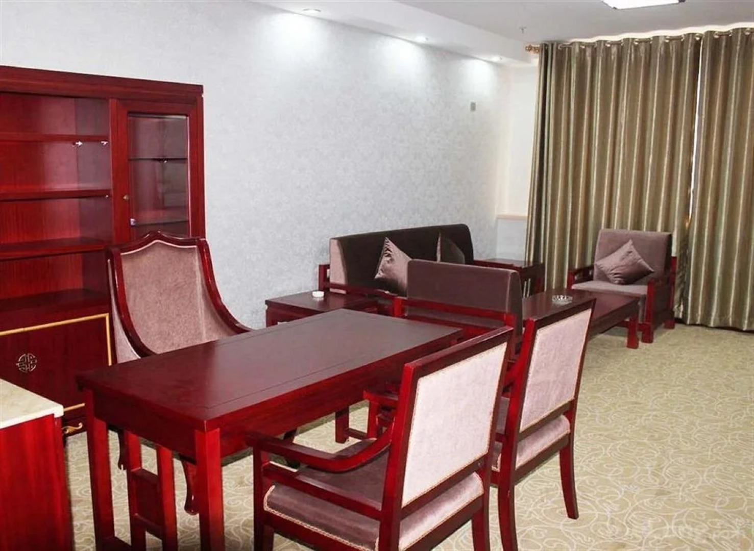 Hongfan Hotel -e'erguna