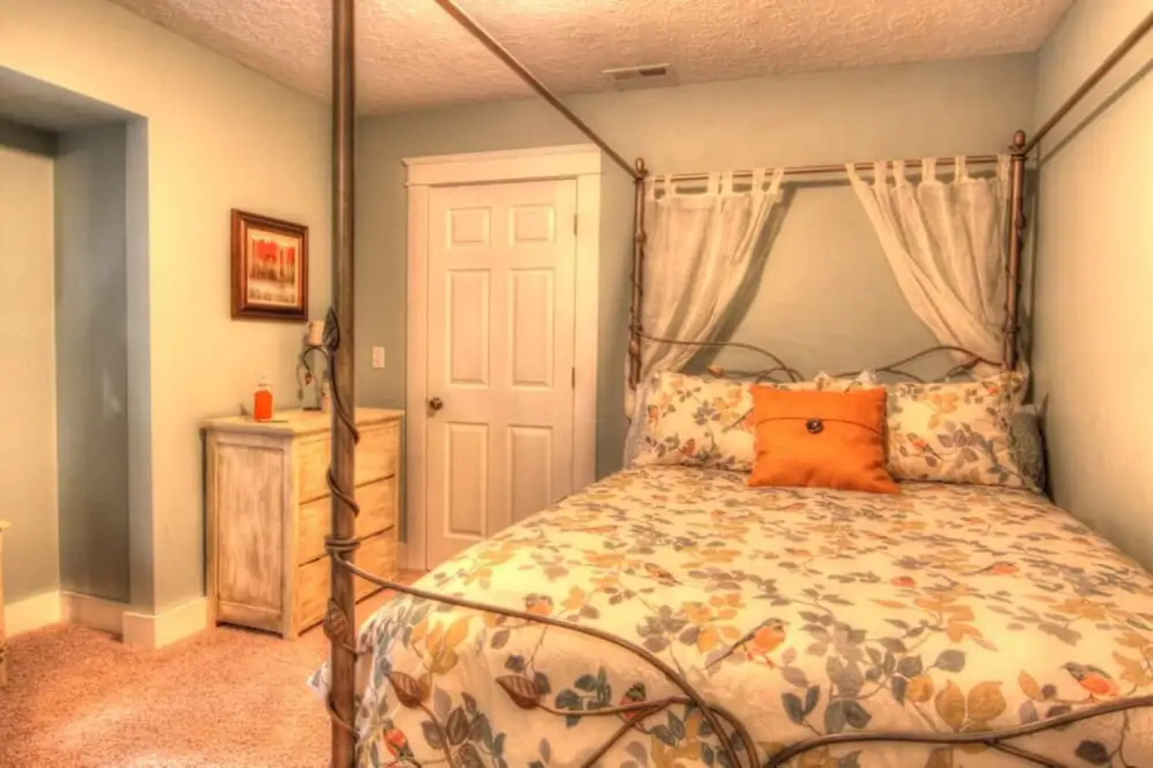 Huckleberry Hill Bed and Breakfast