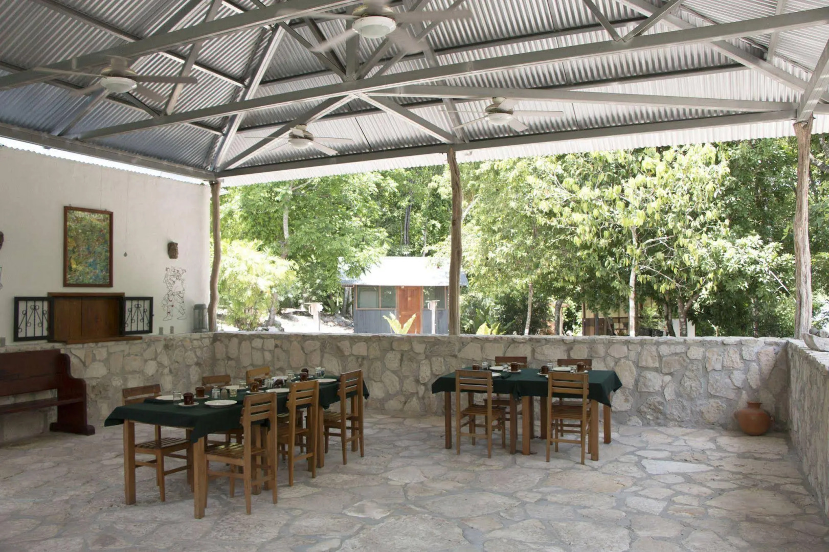 Maya Zacpetén Jungle Lodge