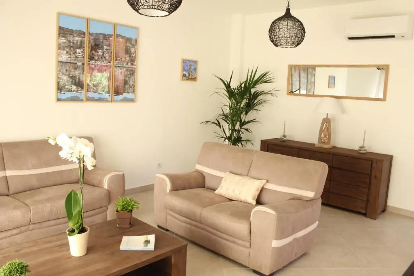 Villas CALA CORSA - 3 et 4 Chambres CALA ROSSA Porto-Vecchio - Villas entièrement Climatisées à 5 minutes à pied de la plage Cala Rossa