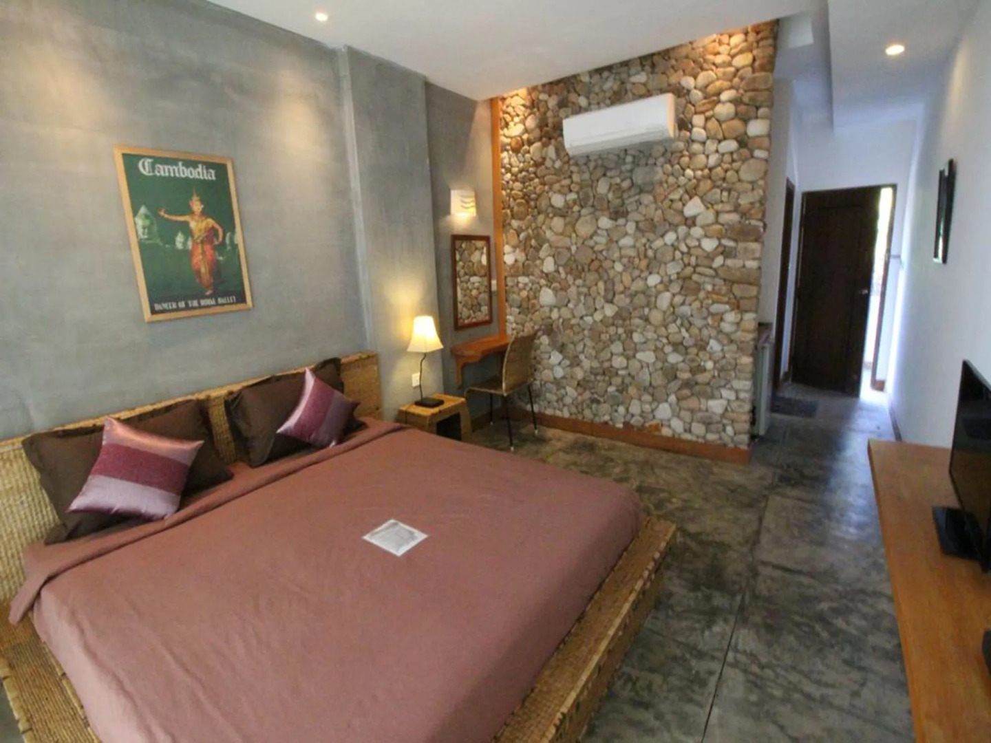 Saravoan Hotel Kep