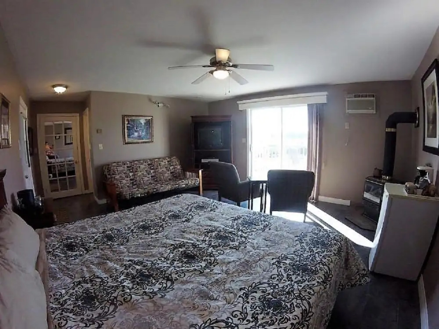 Waterview On The Bay