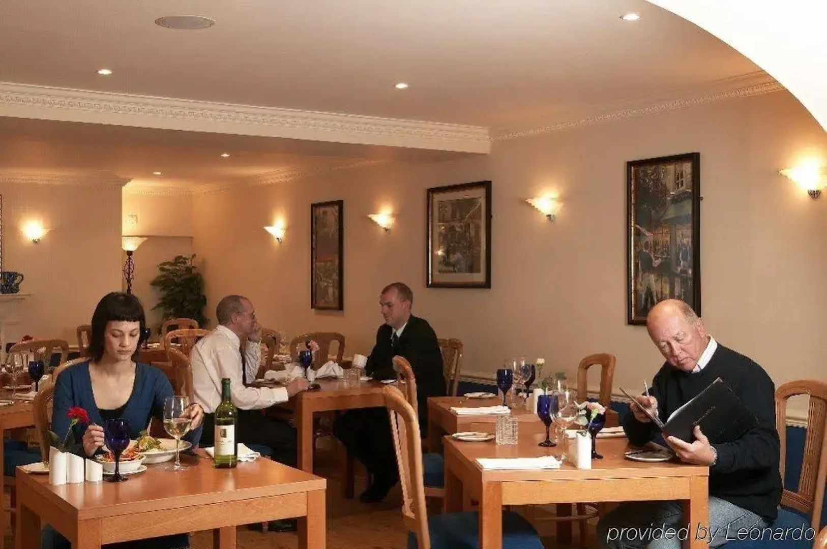 Sleeping Bear Hotel Dorchester