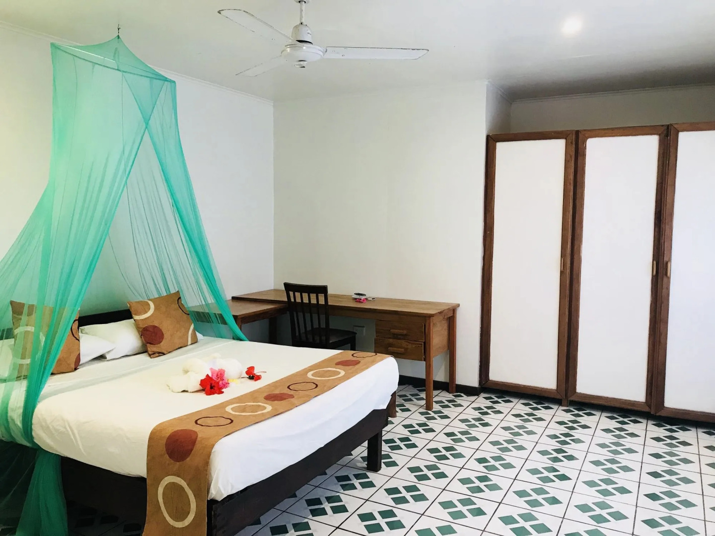 Tanna Evergreen Resort & Tours