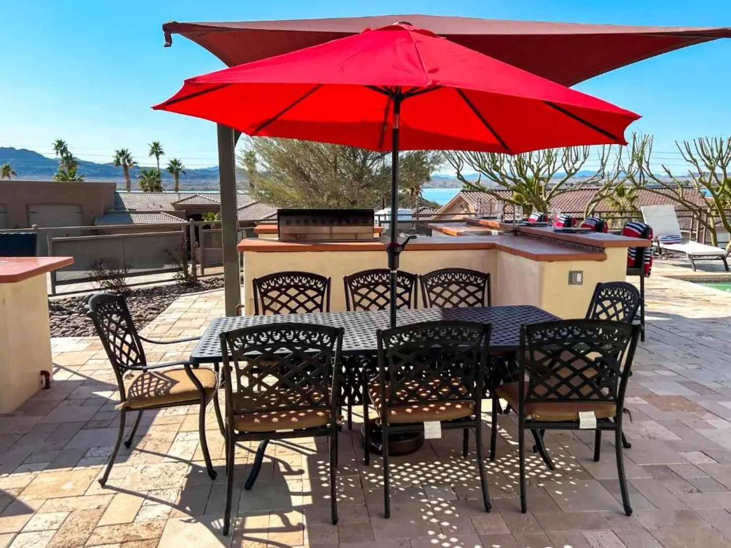 Luxury Estate in Prime Location w Panoramic views of Lake Havasu