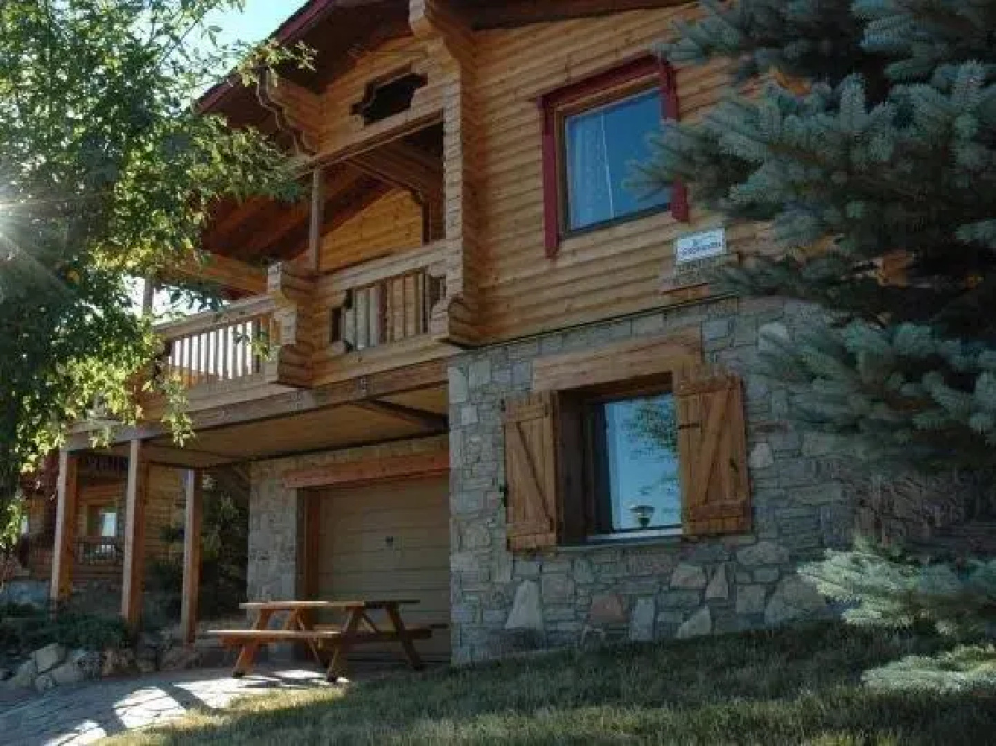 Chalet Rouge Sorbier
