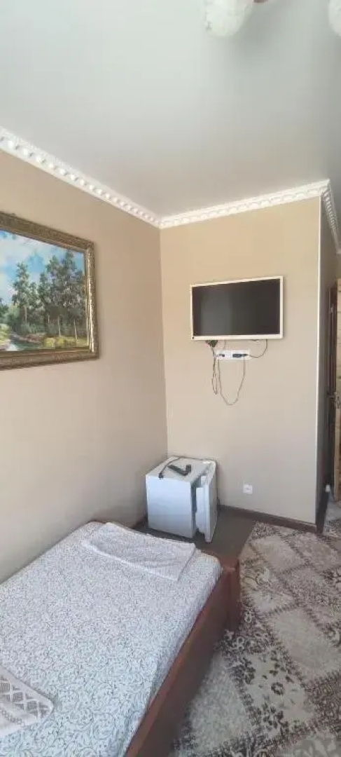 Готель Адріана