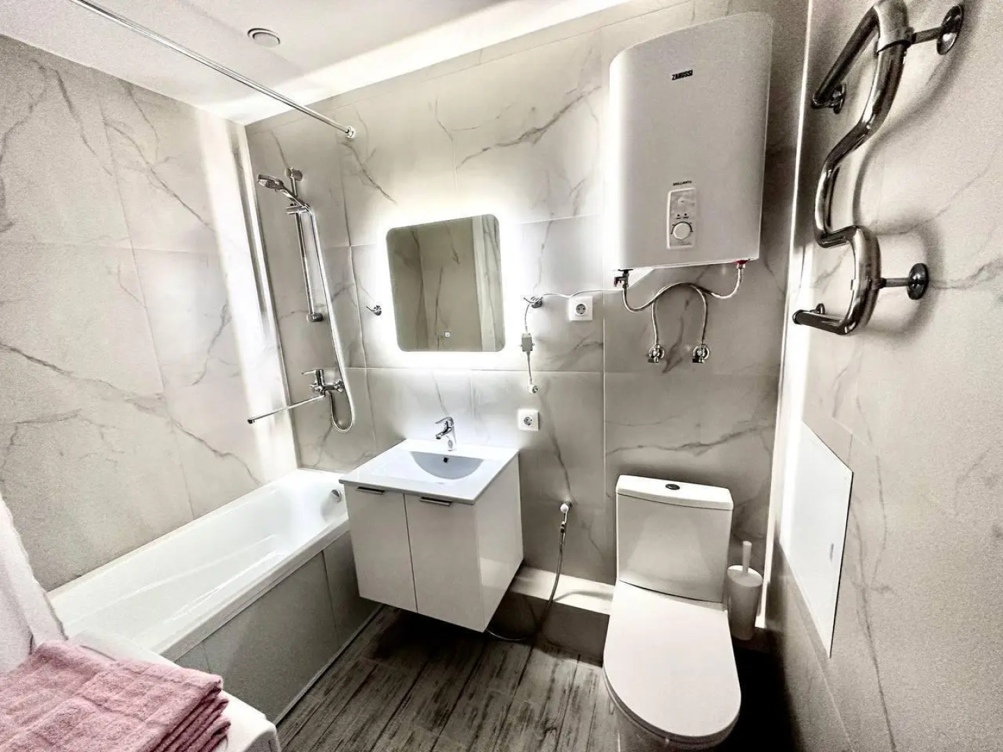 Апартаменты на улице Адмирала Пустошкина 14