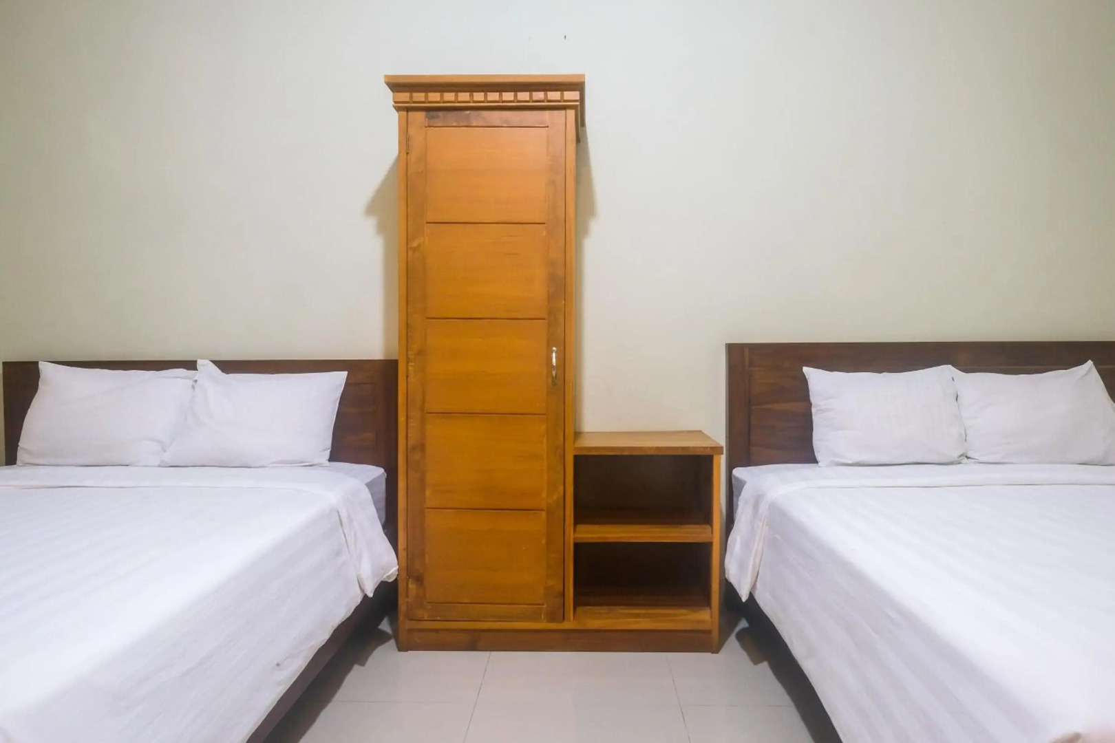 OYO 594 Joglo Manggisan Syariah