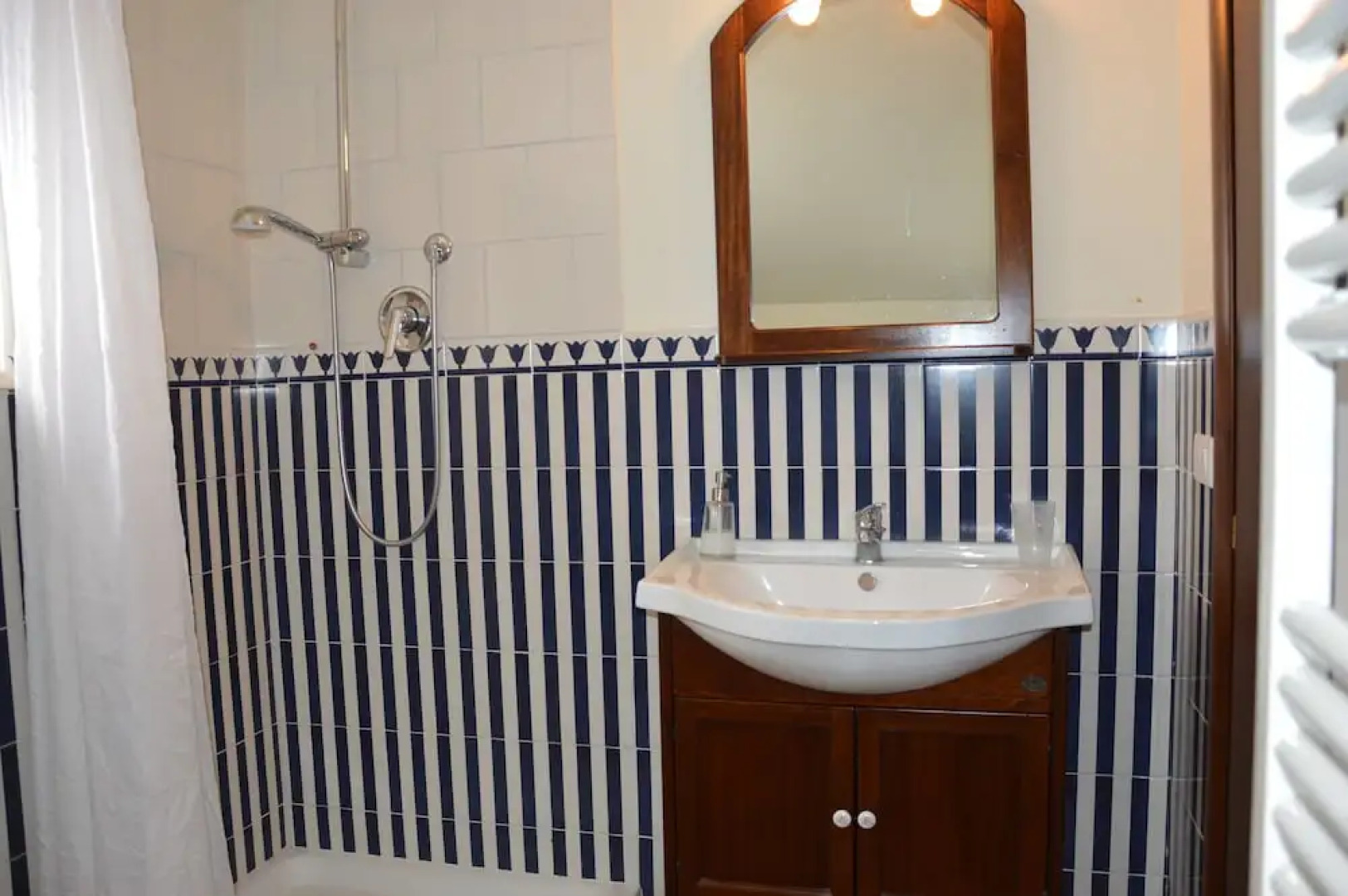 Cumana Blu Apartments