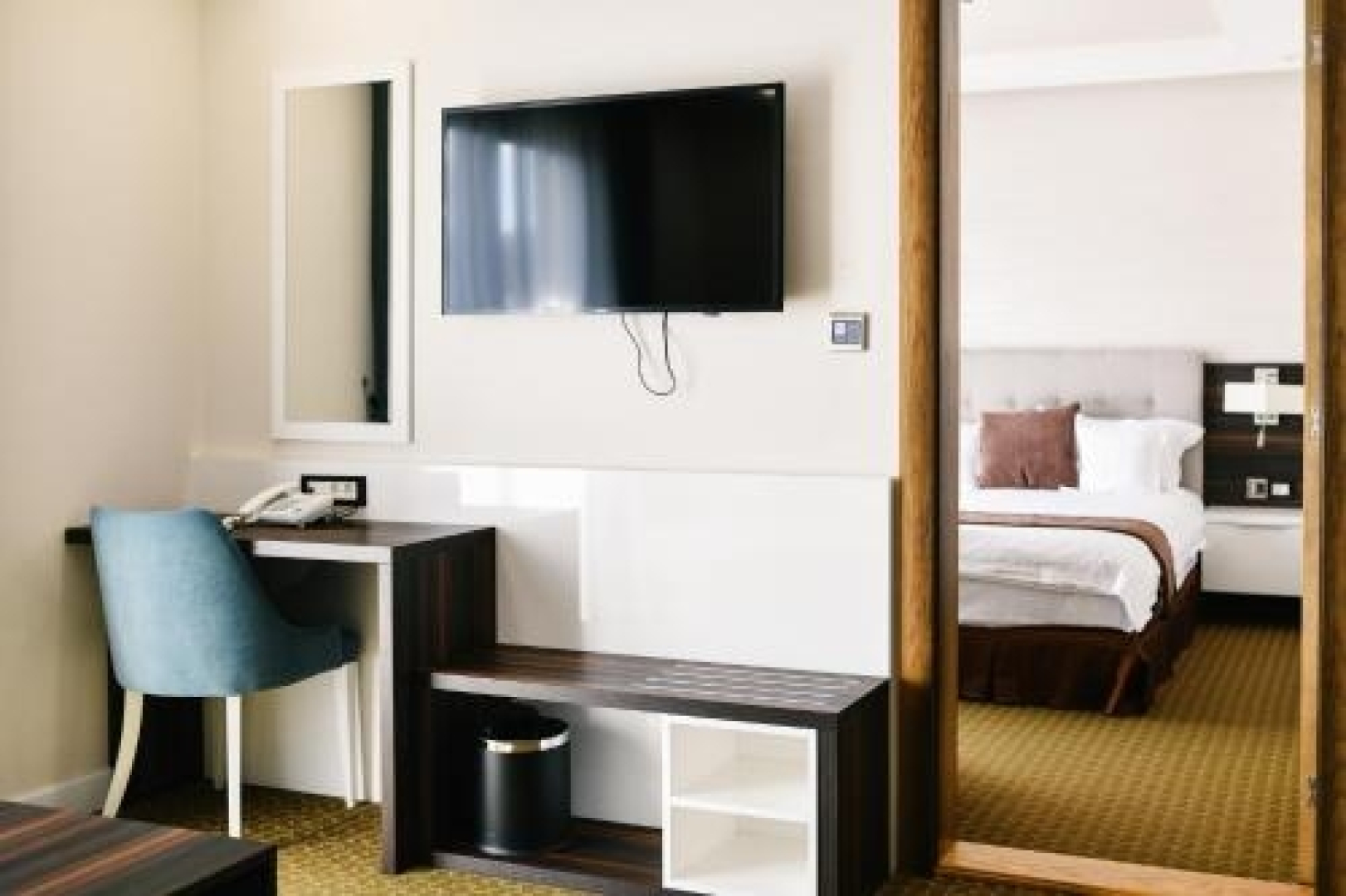 Country Hearth Inn (Ex. Regency Inn & Suites)