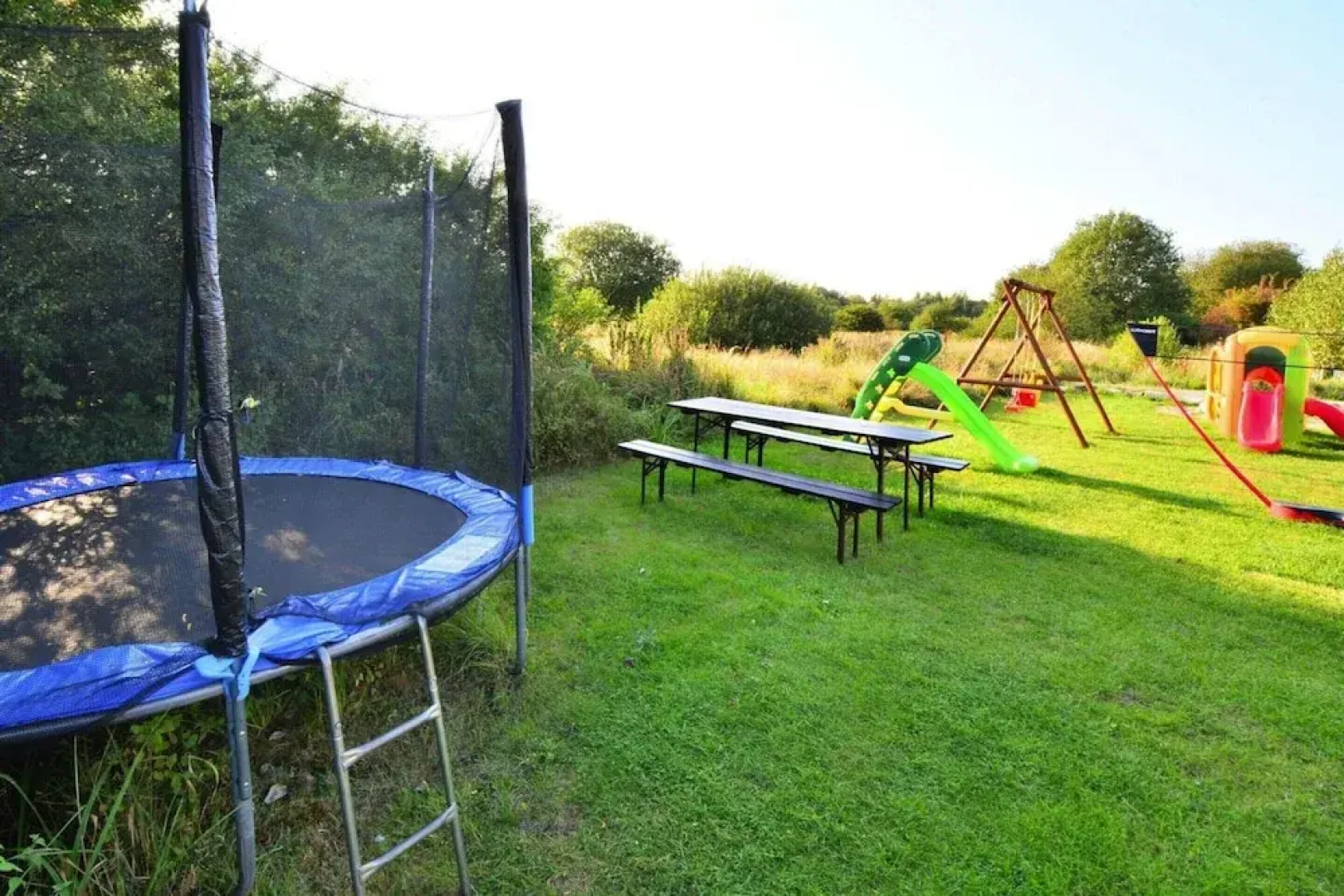 Apartment in Sianozety Near Sandy Beach