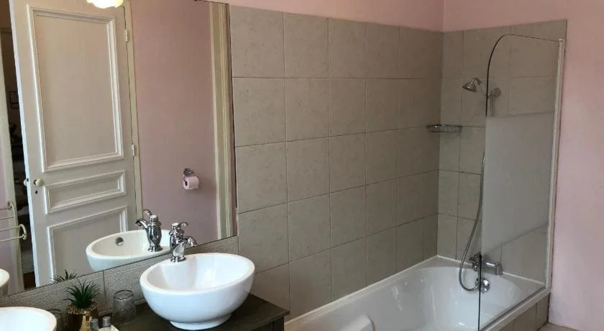 Les Terrasses de lEnclos - Enclos de lévêché