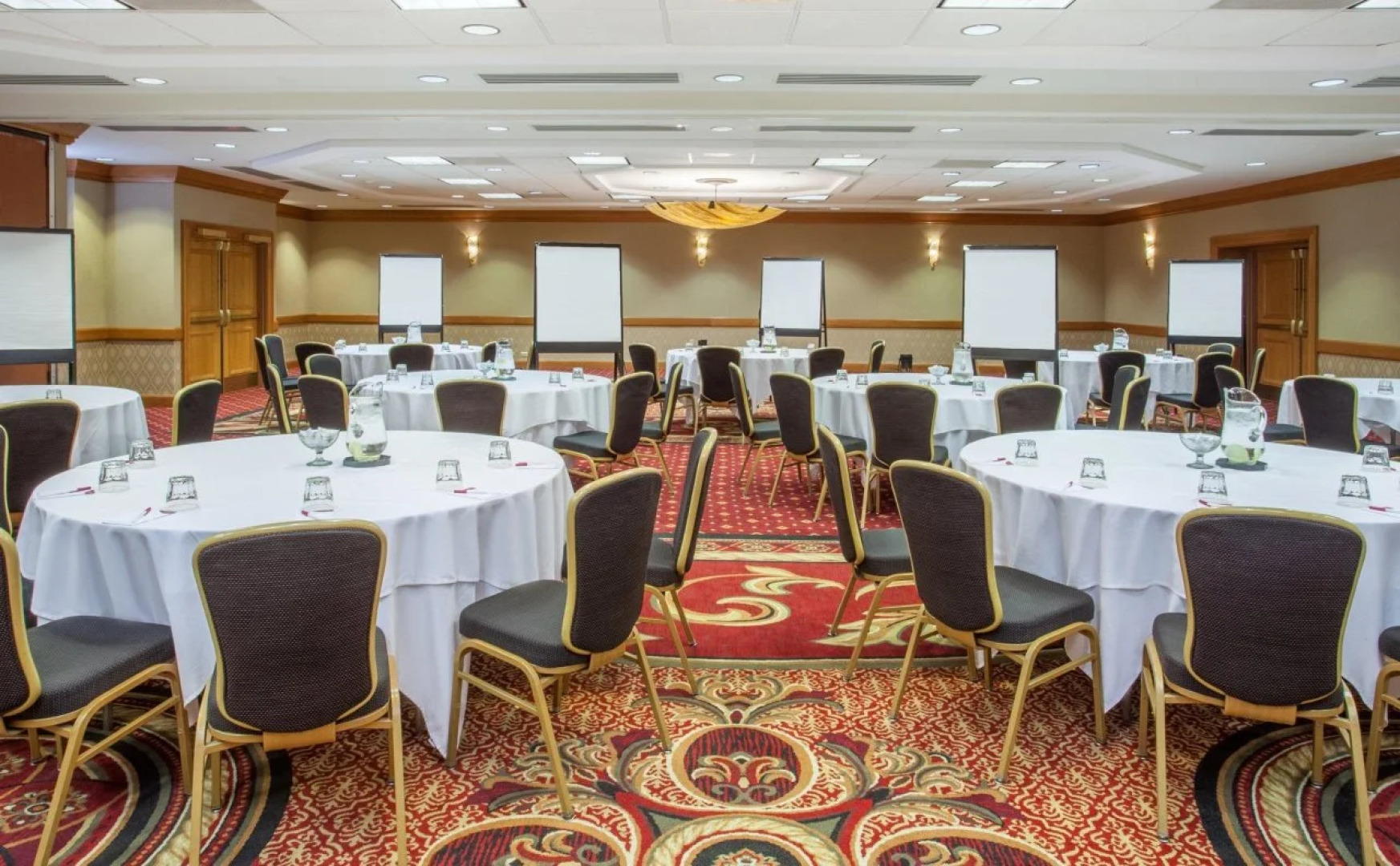 Crowne Plaza Hotel Chicago-Northbrook