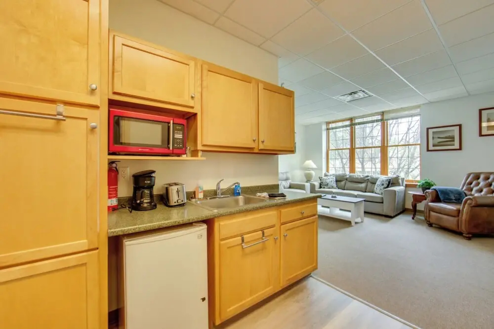 1 Mi to Allegheny River: Cozy Apt w/ Shared Patio!