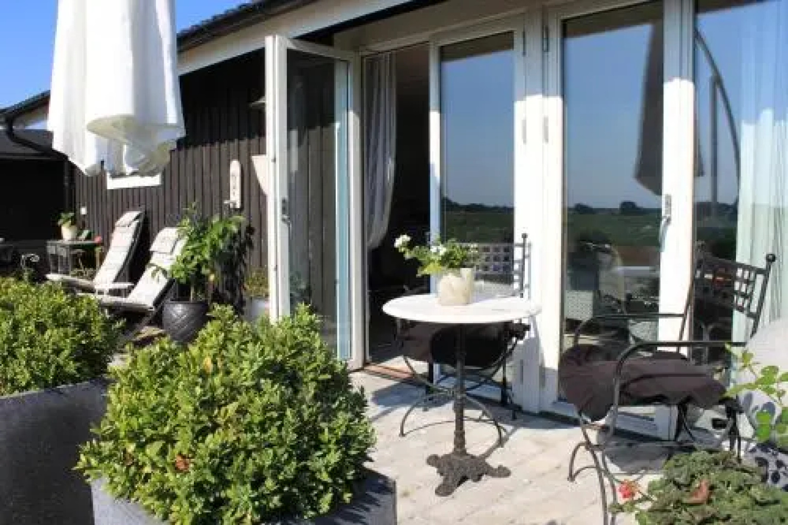 Ängshyddan Gårdshotell & B&B