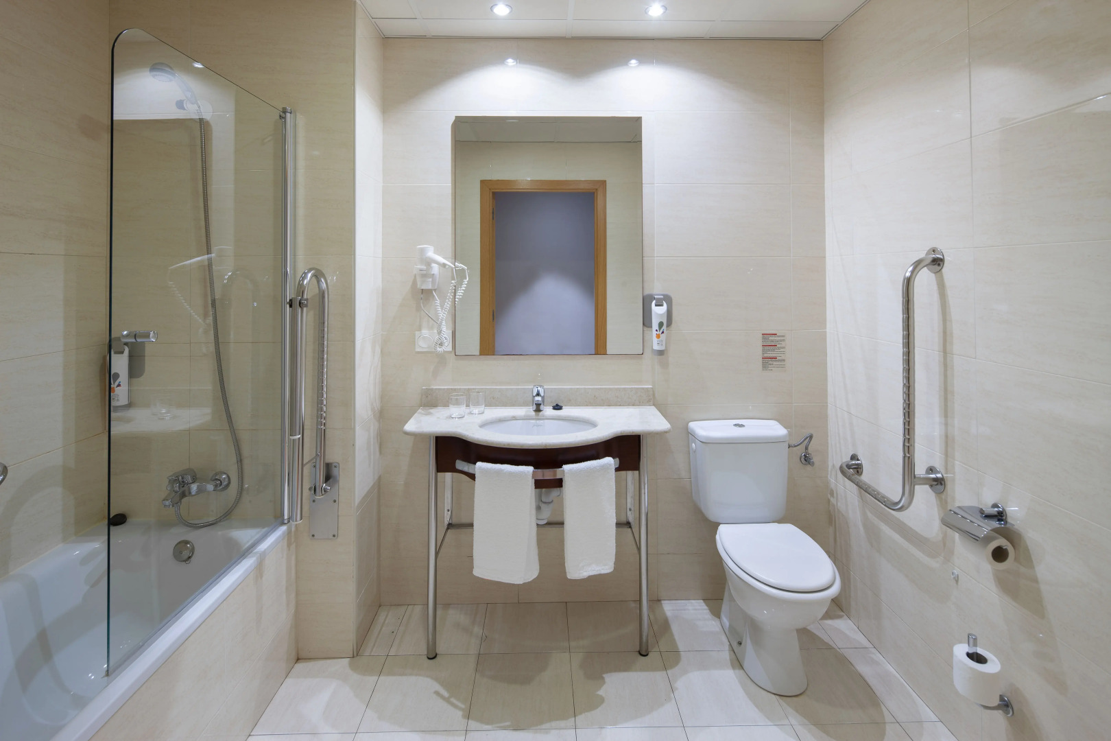 ibis Styles Pamplona Noain