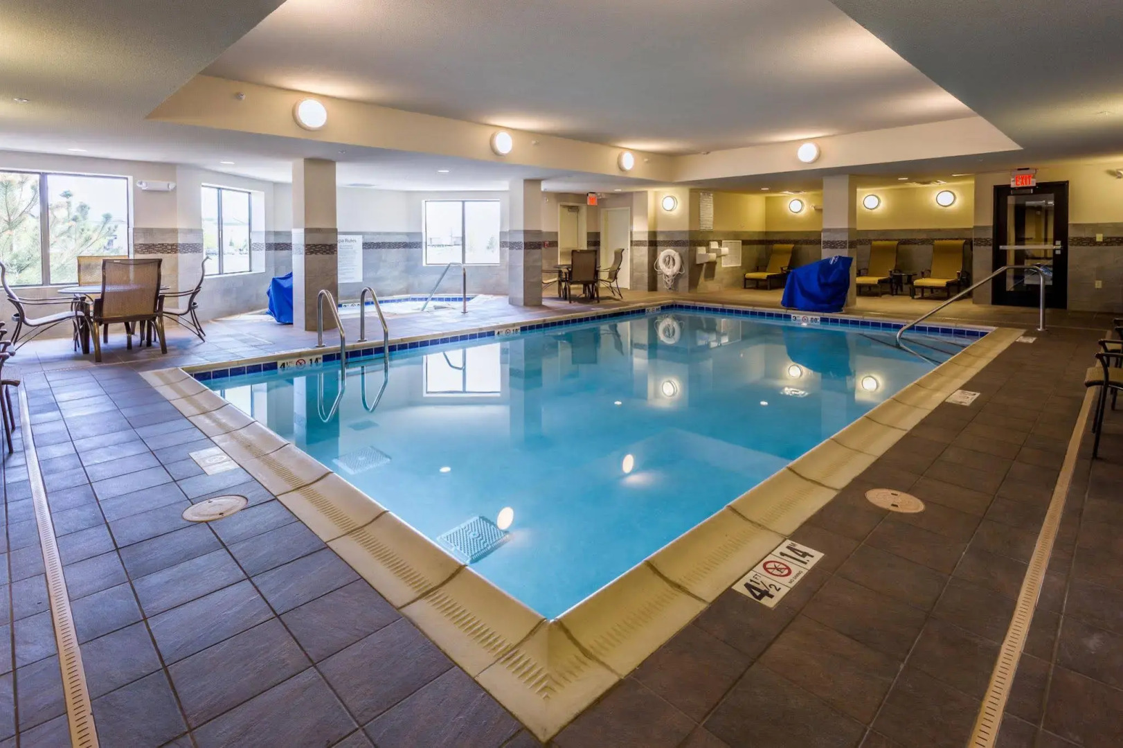 Holiday Inn Express & Suites Billings by IHG