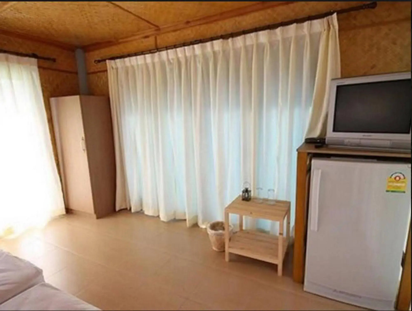 Lumphachi Lakehill Resort