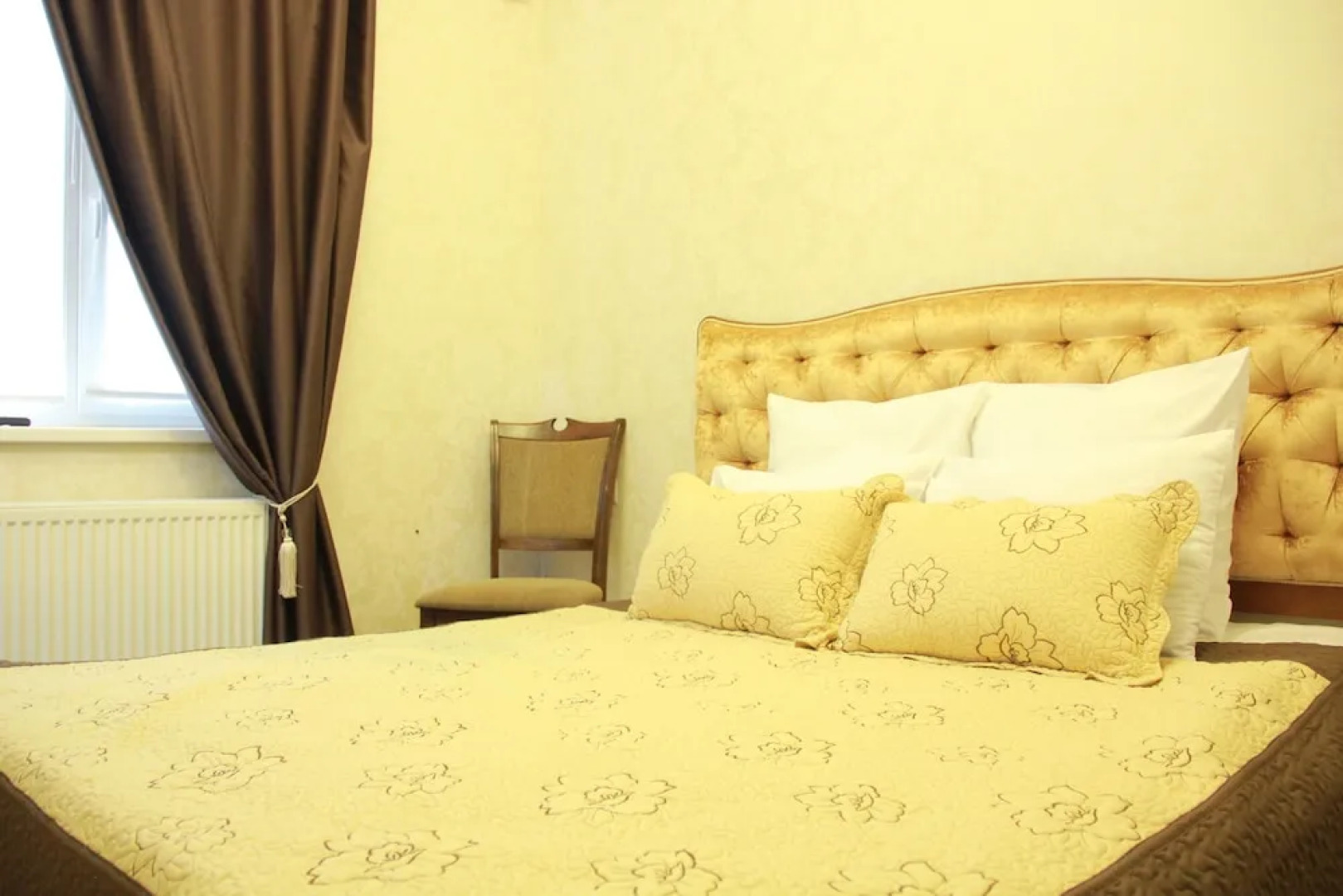 Отель Номера на Большом проспекте