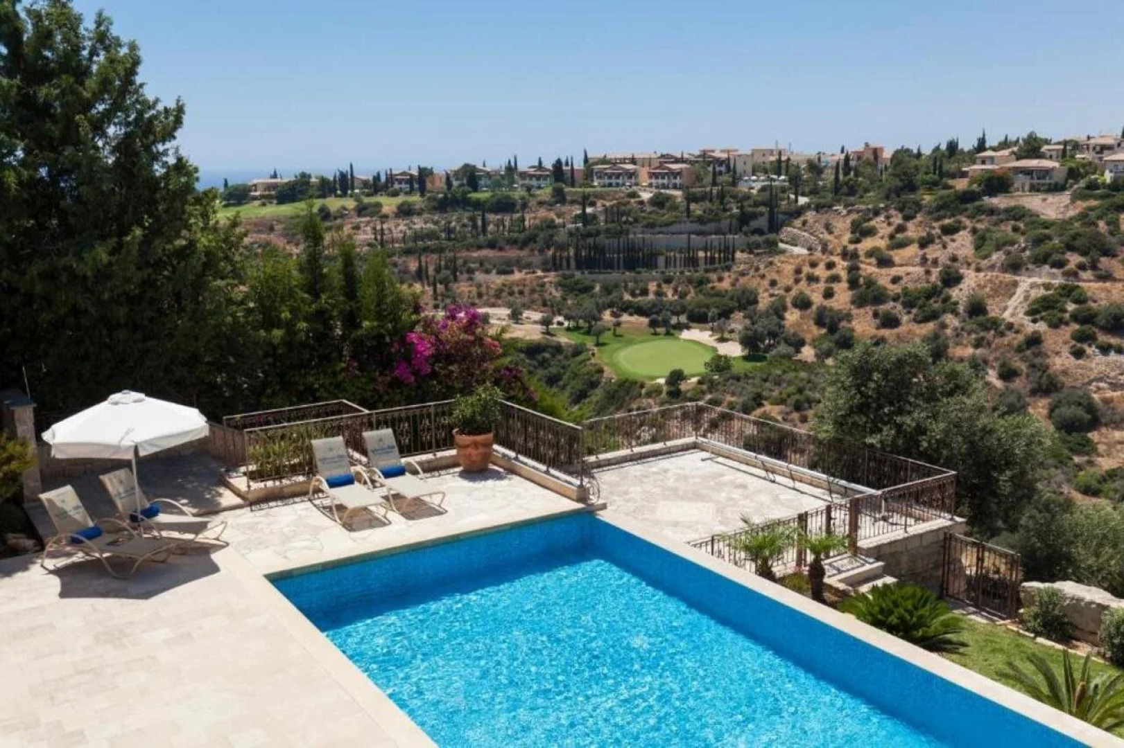 Aphrodite Hills Rentals – Apartments