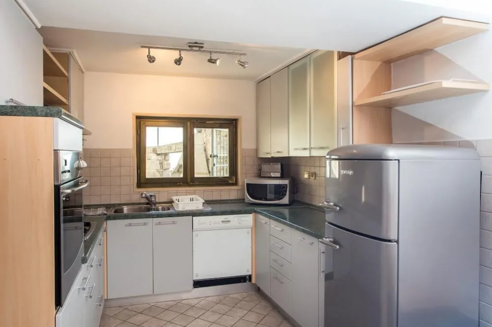 Apartment Little House