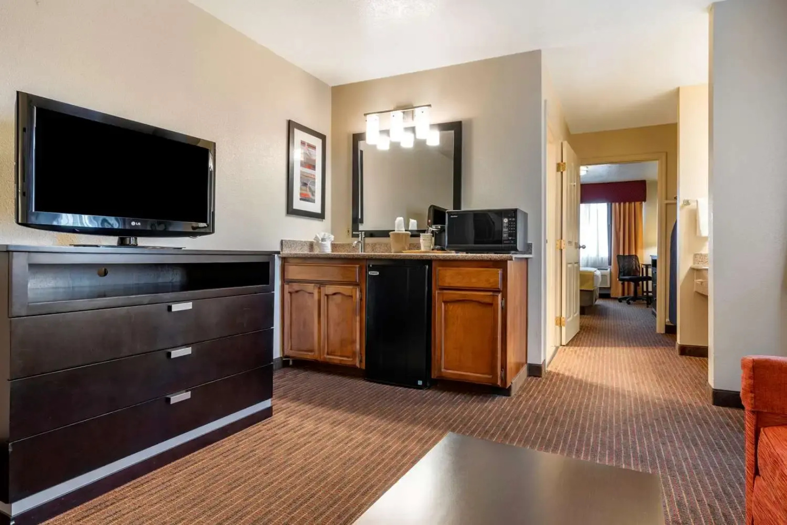 Best Western Luxury Inn