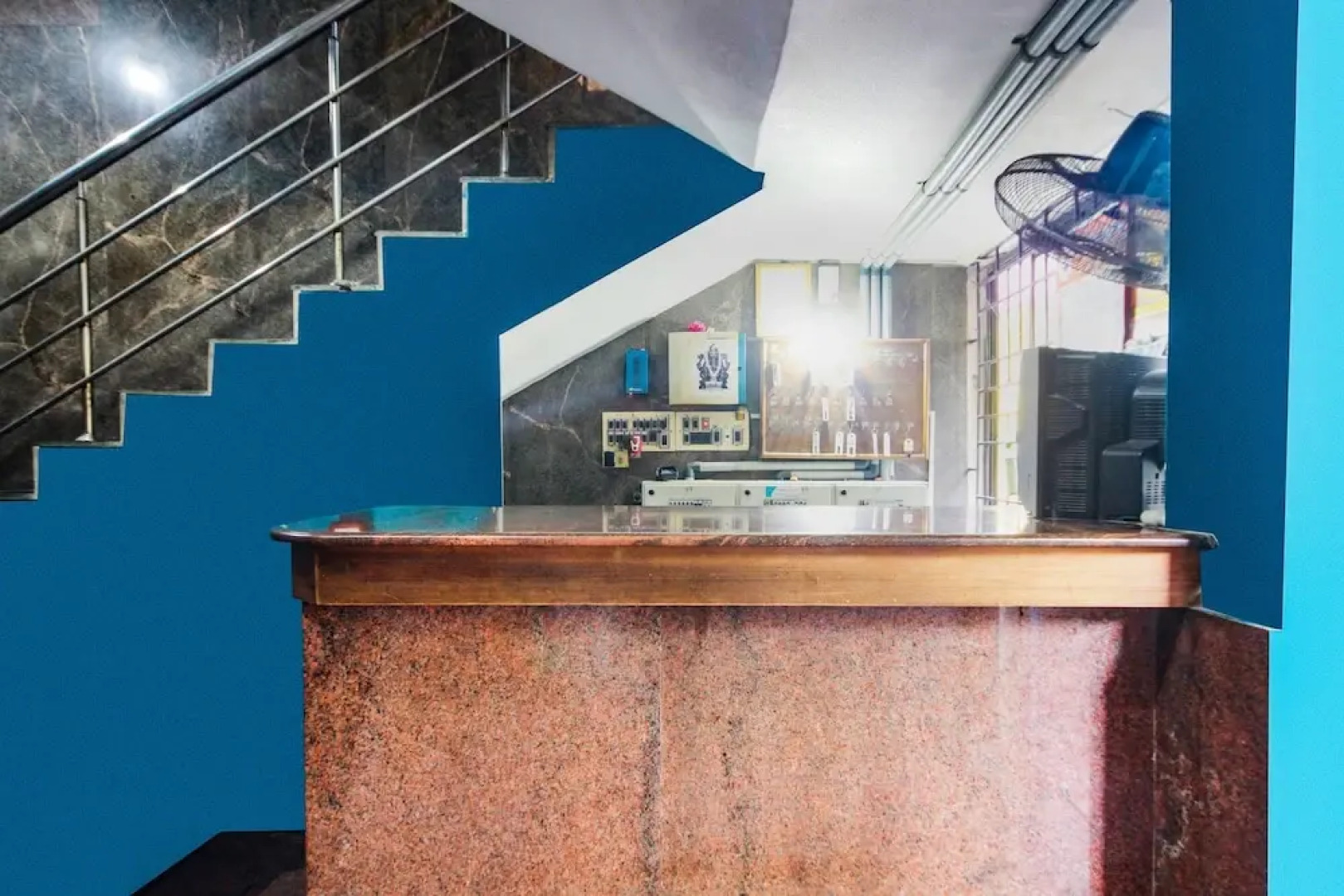 SPOT ON 44152 Lk Residency