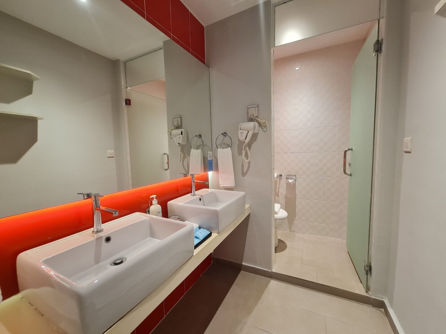 Holiday Inn Express & Suites Johor Bahru by IHG